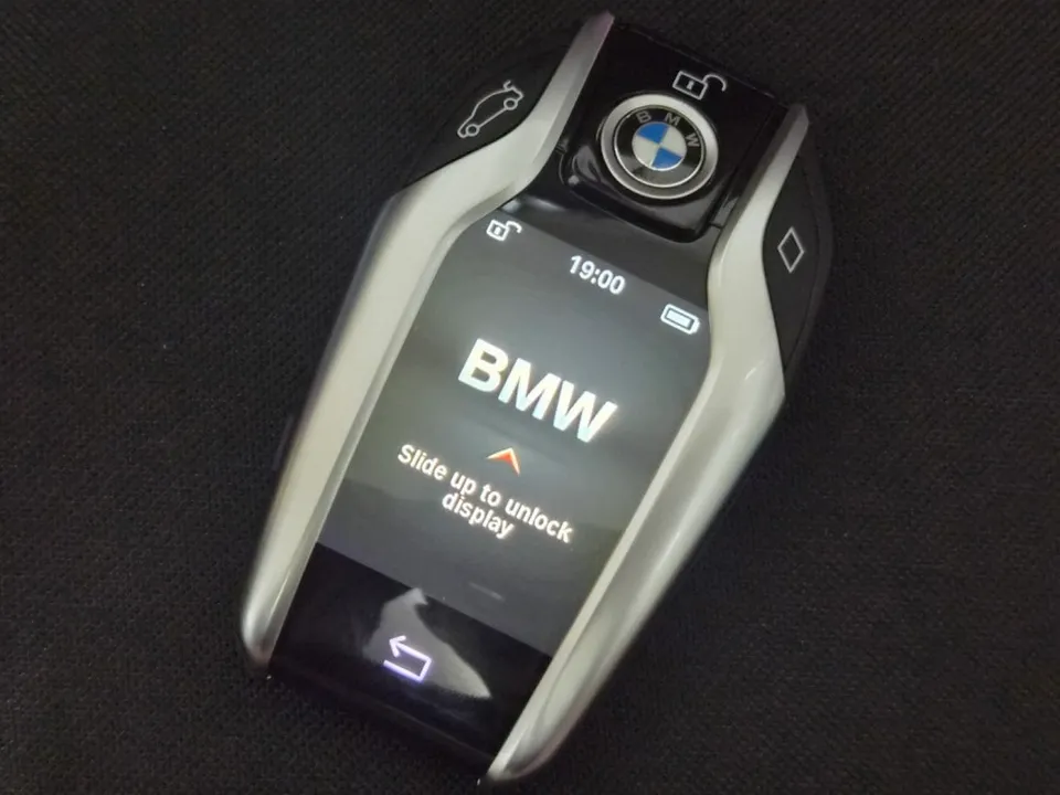 BMW 530i oem options - BMW 530i OEM Options Review: Display Key Repair photo 4
