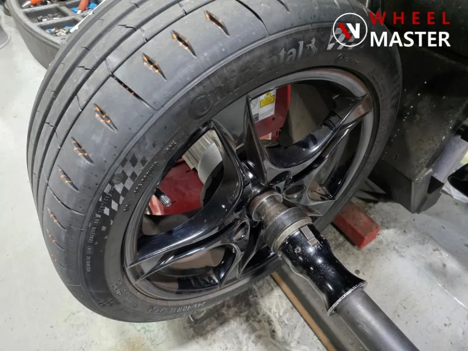 Porsche Cayman wheel repair installation result