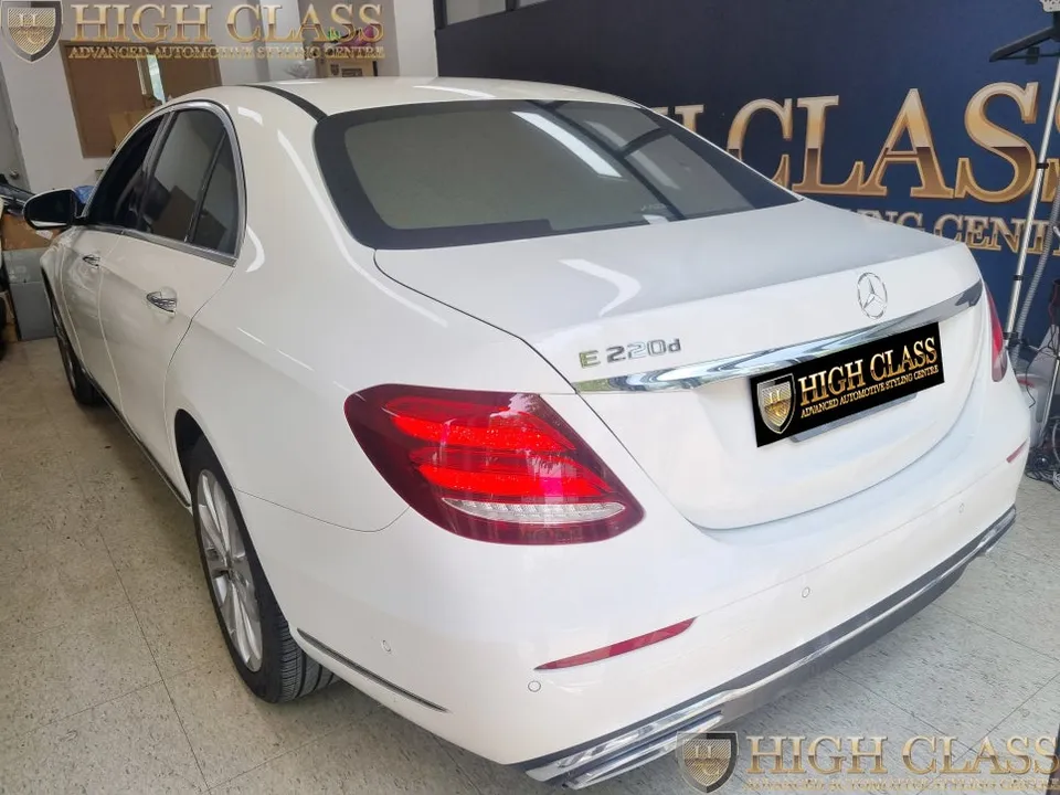 Mercedes-Benz E-Class W213 Ambient Lighting Review photo 2