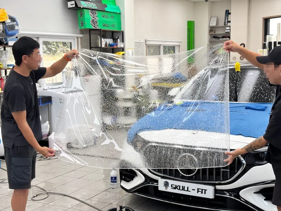 Mercedes-Benz Eクラス PPF施工事例｜費用目安・仕上がり 施工写真 3-2
