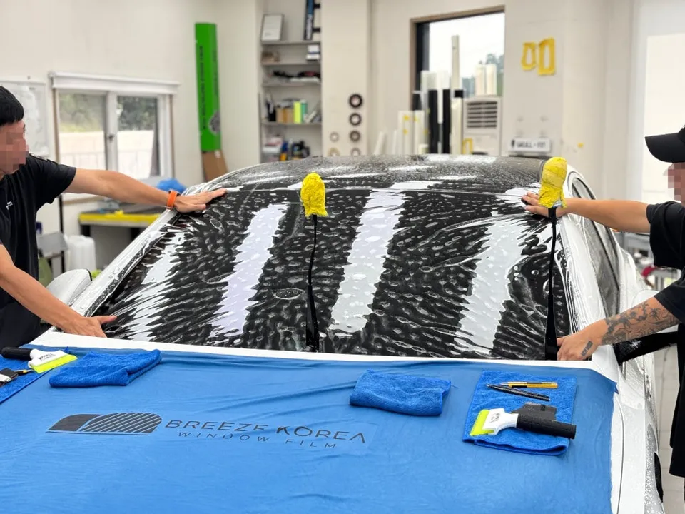 Mercedes-Benz Eクラス PPF施工事例｜費用目安・仕上がり 施工写真 1-3