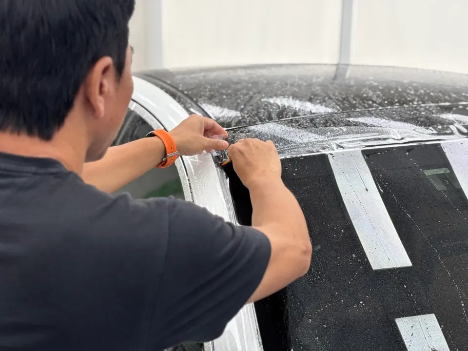 Mercedes-Benz Eクラス PPF施工事例｜費用目安・仕上がり 施工写真 3-3