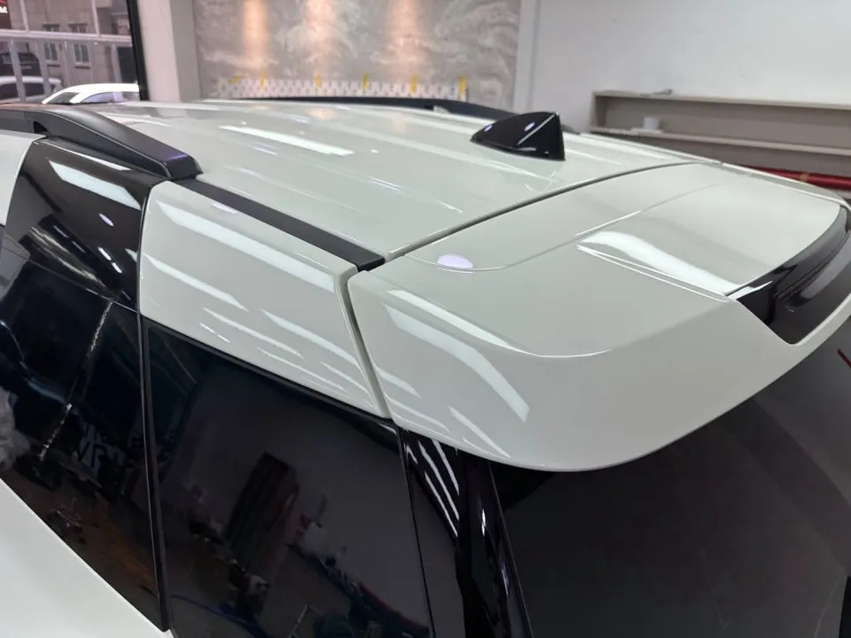 KG Mobility Torresのカーラッピング事例|費用目安・仕上がり 施工写真 1-2