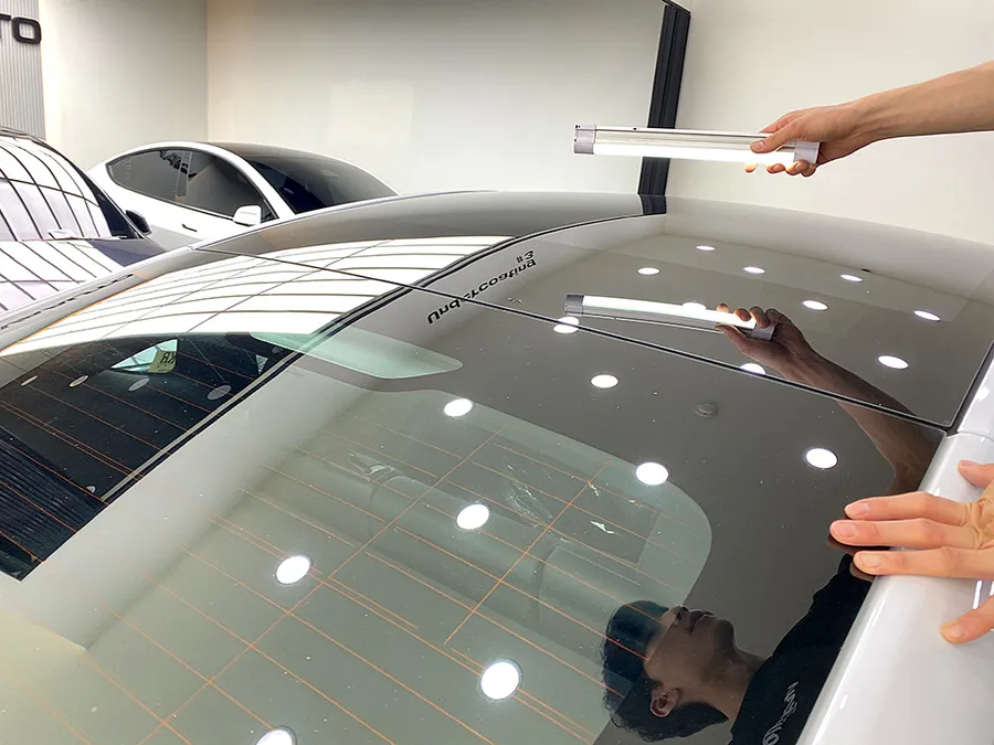 Tesla Model Yのカーフィルム施工事例|費用目安・仕上がり 施工写真 3-2