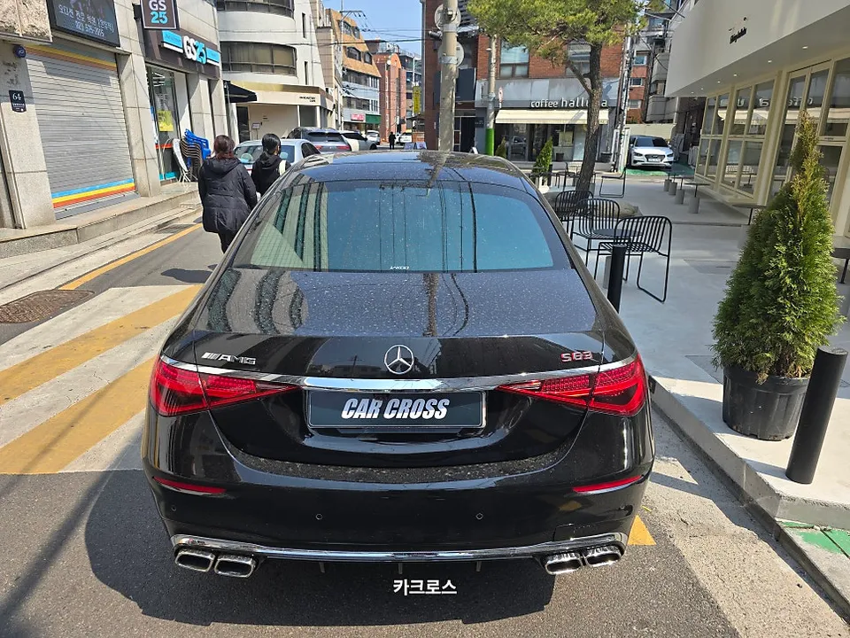 メルセデス・ベンツ Sクラス W223のカーラッピング事例 施工写真 3-1