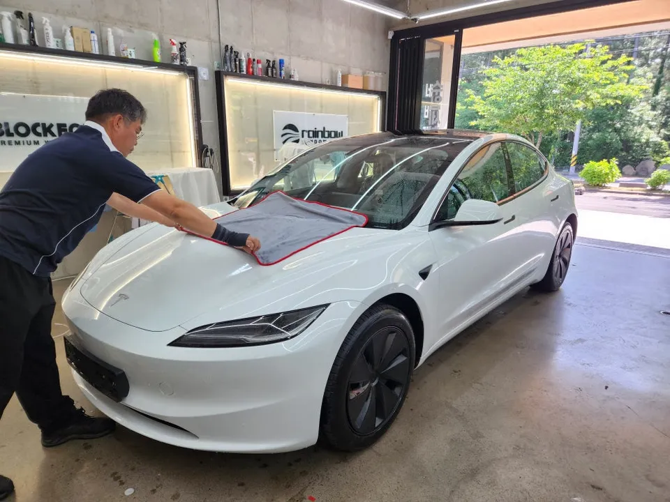 Tesla Model 3 PPF施工事例｜費用目安と仕上がり 施工写真 3-3
