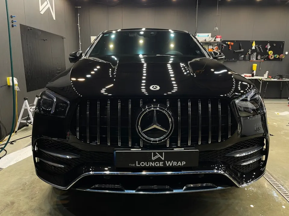 Mercedes-Benz GLEのカーラッピング事例｜費用目安・仕上がり 施工写真 1-2