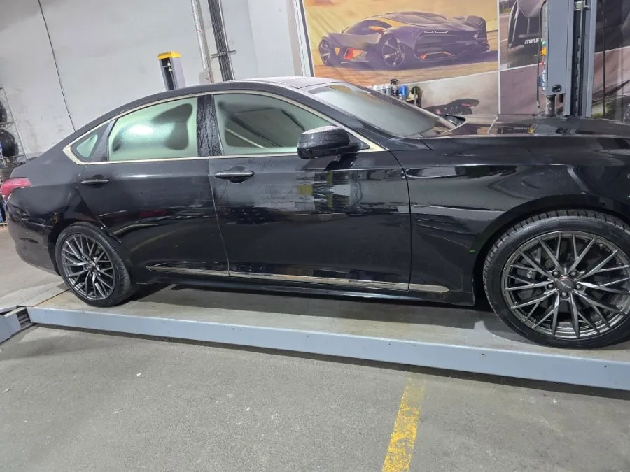 Genesis G80 Sportのホイールリペア・塗装事例 施工写真 2-1