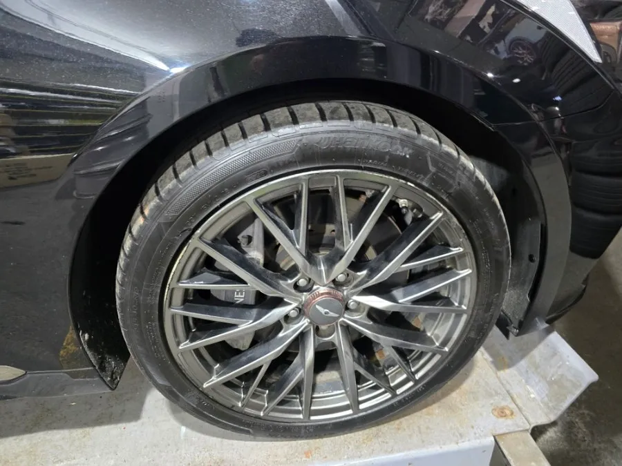 Genesis G80 Sportのホイールリペア・塗装事例 施工写真 3-1