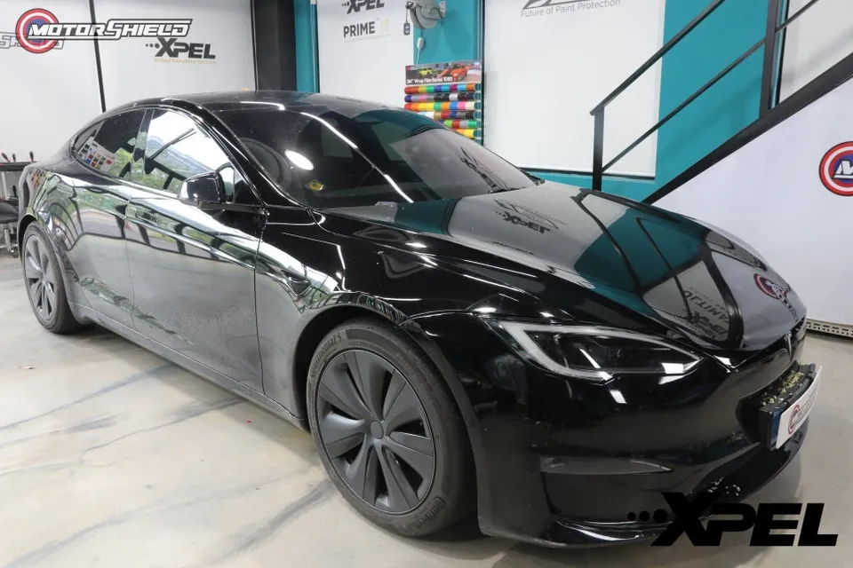 Tesla Model S PPF施工事例｜費用目安と仕上がり 施工写真 3-2