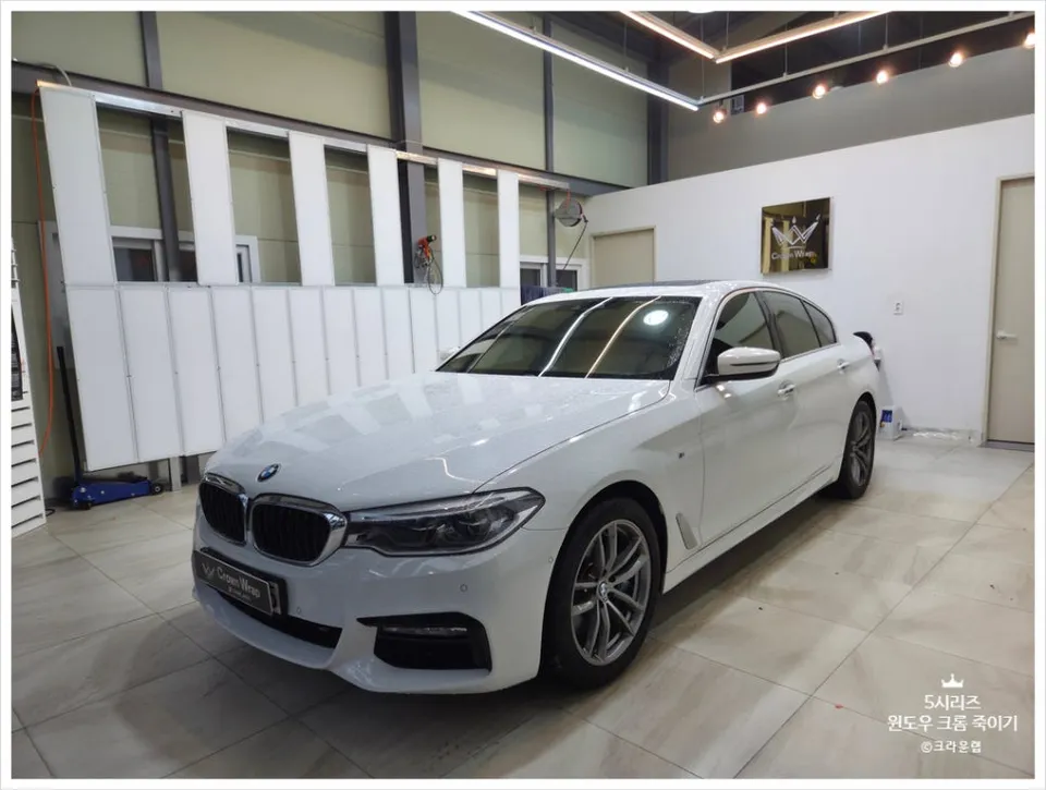 BMW 5 SeriesのPPF施工事例|費用目安・仕上がり 施工写真 1-1