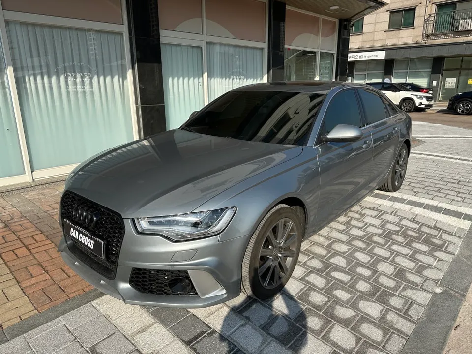 Audi A6のカーラッピング事例|サテンブラックとマットPPF 施工写真 1-1