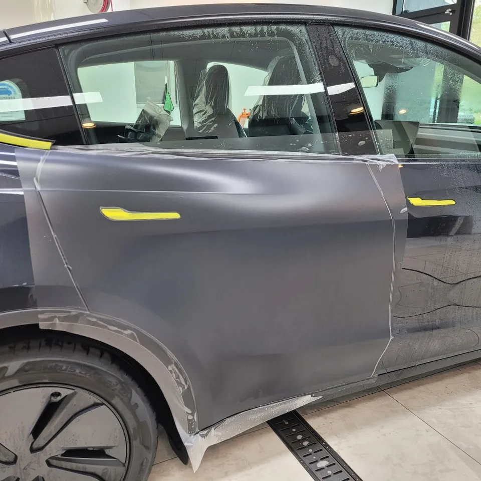 Tesla Model Y PPF施工事例|無光フィルムで高級感アップ 施工写真 2-2