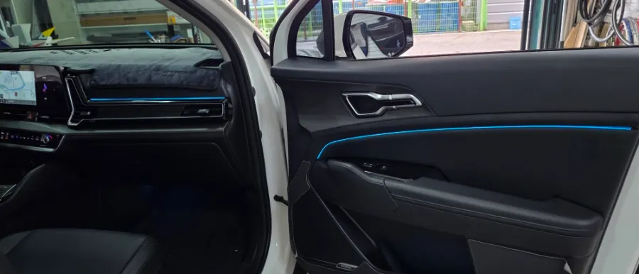 Kia Sportage NQ5 ambient lighting installation result