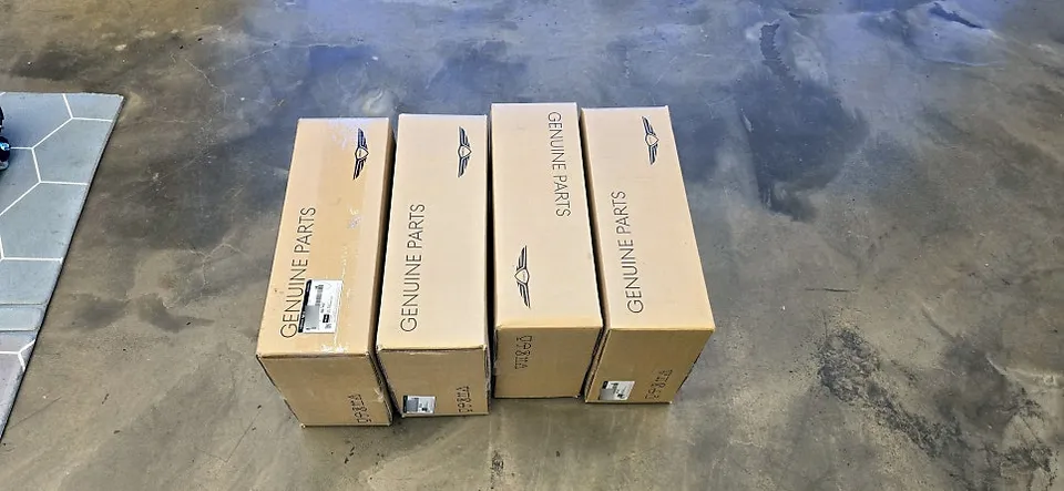Genesis GV80 OEM Options Review — Soft Close Doors photo 2