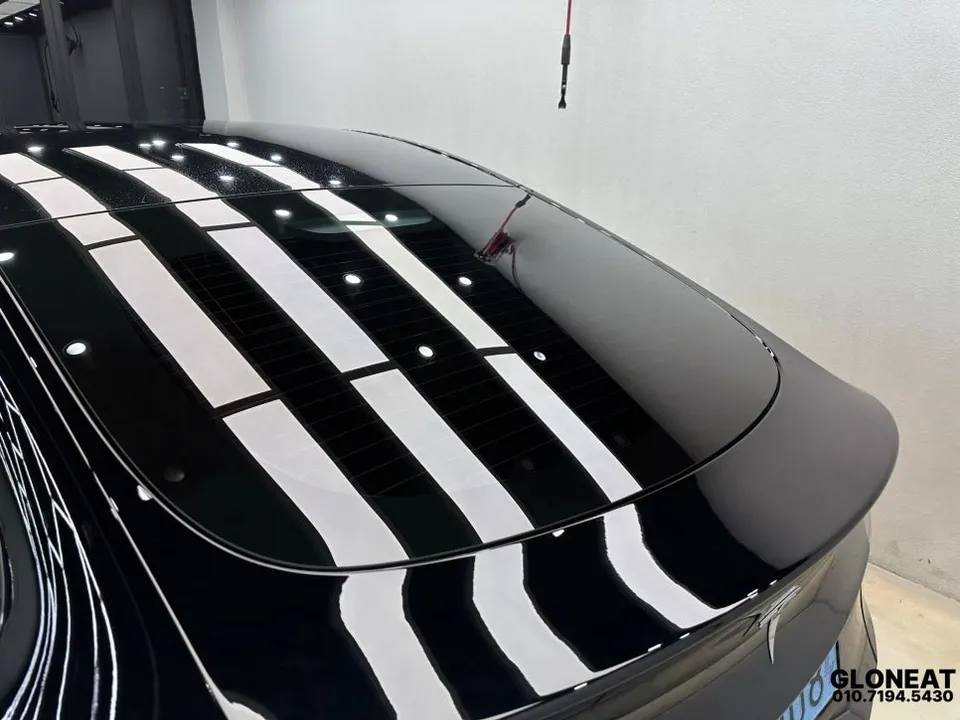 Tesla Model Yのカーフィルム施工事例|費用目安・仕上がり 施工写真 1-3