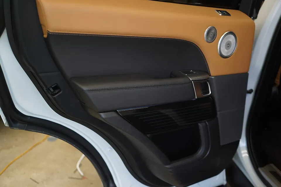 Land Rover Range Rover Sport ambient lighting - Land Rover Range Rover Sport Ambient Lighting Review — Cost photo 4