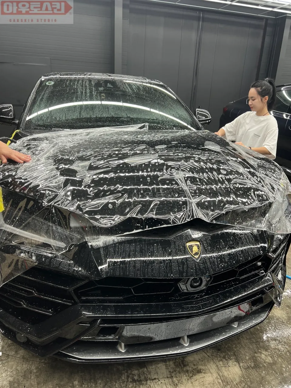Lamborghini Urus PPF施工事例|費用目安と仕上がり 施工写真 1-2