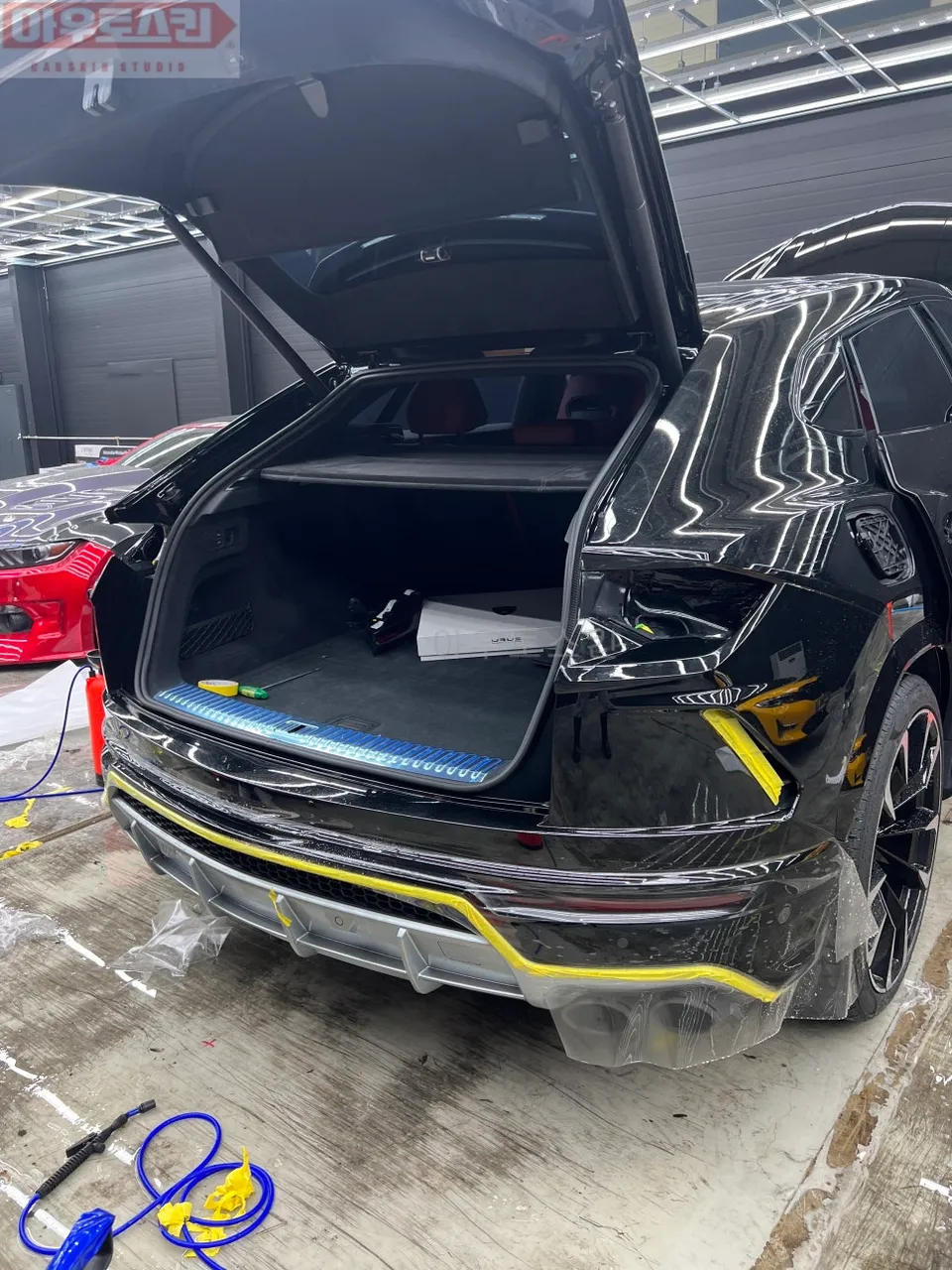 Lamborghini Urus PPF施工事例|費用目安と仕上がり 施工写真 2-3