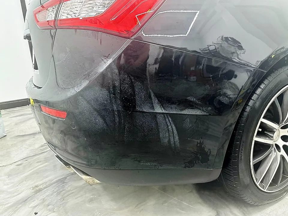 Maserati Ghibliのカーラッピング事例｜費用目安・仕上がり 施工写真 2-2