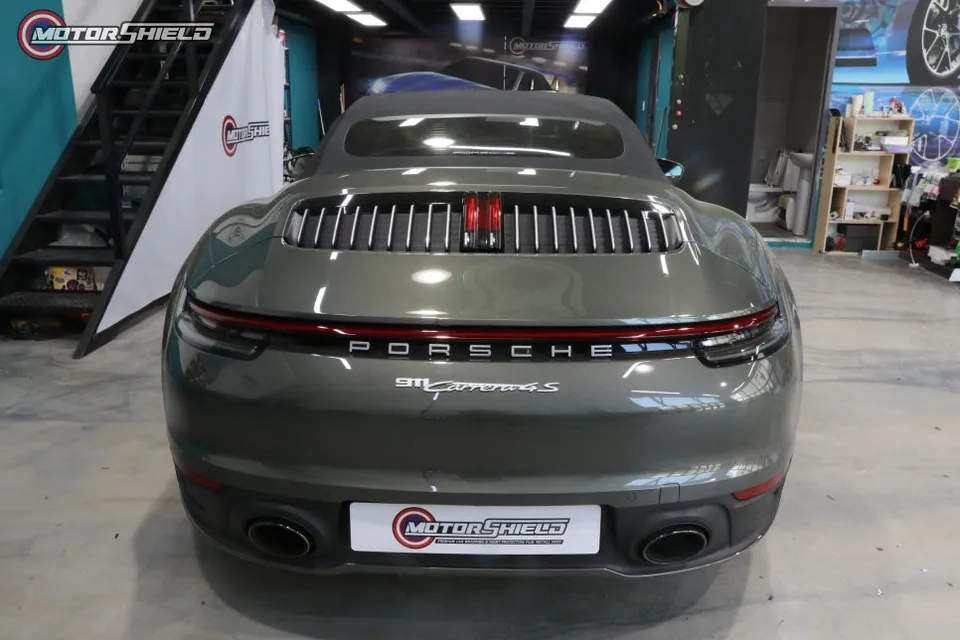 ポルシェ 911 カレラ ラッピング事例｜費用目安・仕上がり 施工写真 1-3