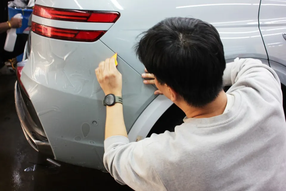 Genesis GV70のPPF施工事例｜費用目安と仕上がり 施工写真 1-1