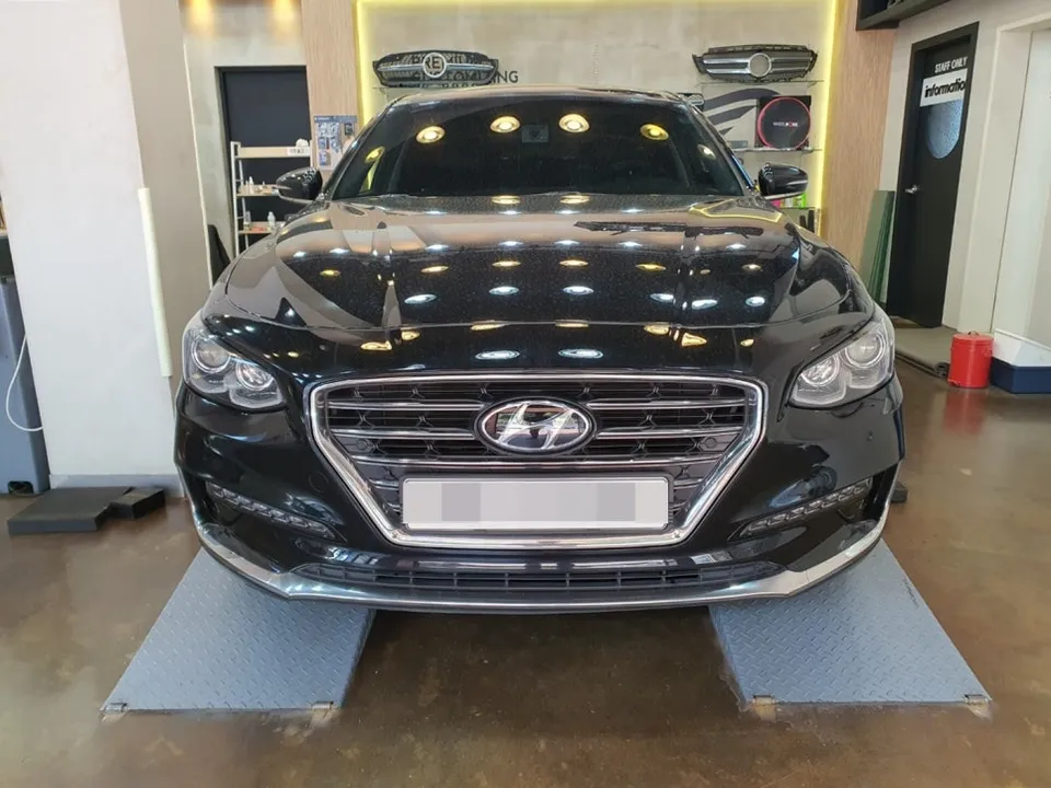 Hyundai Azera Grille Tuning Car Service Review — Custom Look photo 1