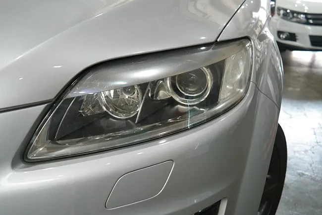 Audi Q7 lighting upgrade - Audi Q7 LED Headlight Upgrade Review — 1 Hour 30 Min Install photo 3