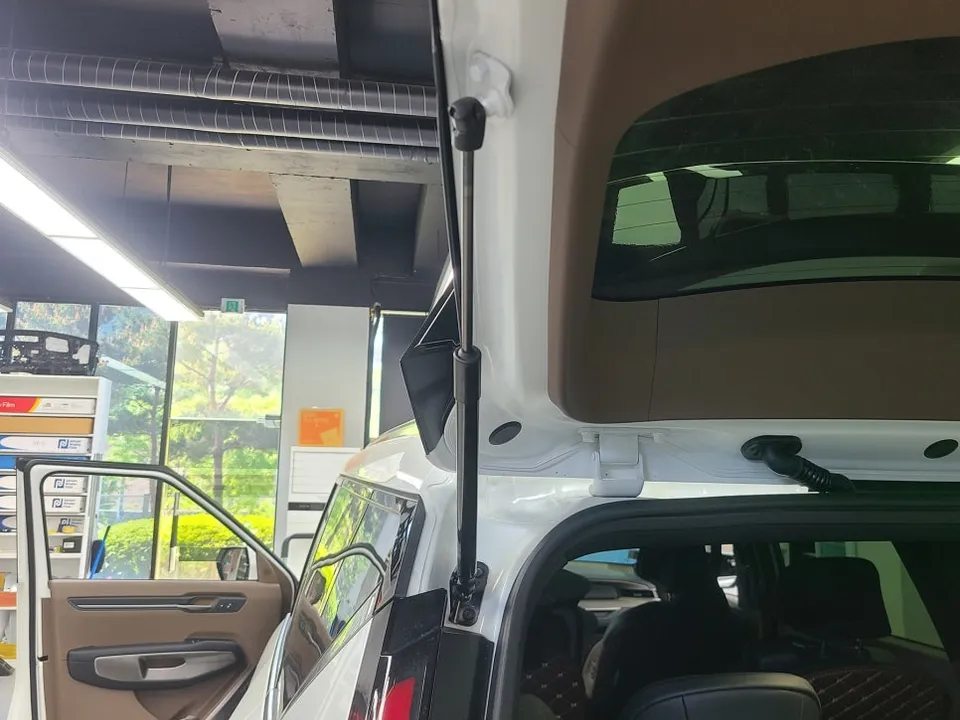 Kia EV9 OEM Options Review — Factory Upgrade Cost photo 2