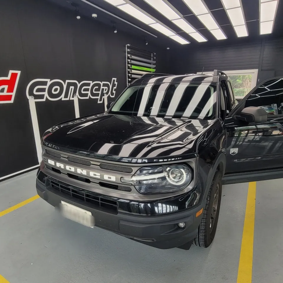 Ford Broncoのカーフィルム施工事例|費用目安・仕上がり 施工写真 2-1