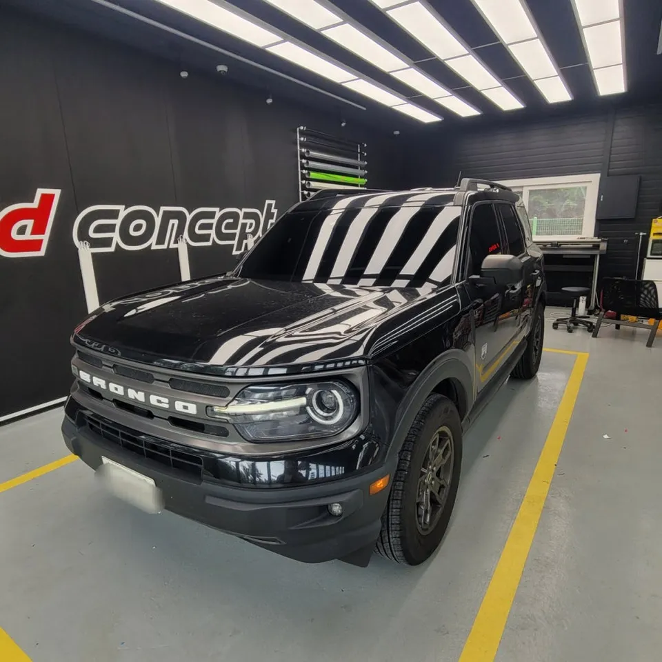 Ford Broncoのカーフィルム施工事例|費用目安・仕上がり 施工写真 1-3