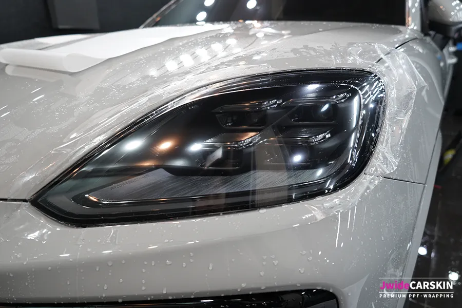 Porsche Cayenne E3 PPF施工事例｜費用目安と仕上がり 施工写真 2-2