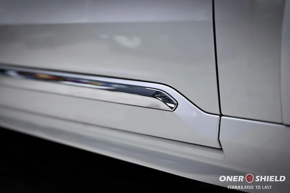Volvo XC90のガラスコーティング事例|韓国での施工例 施工写真 2-3