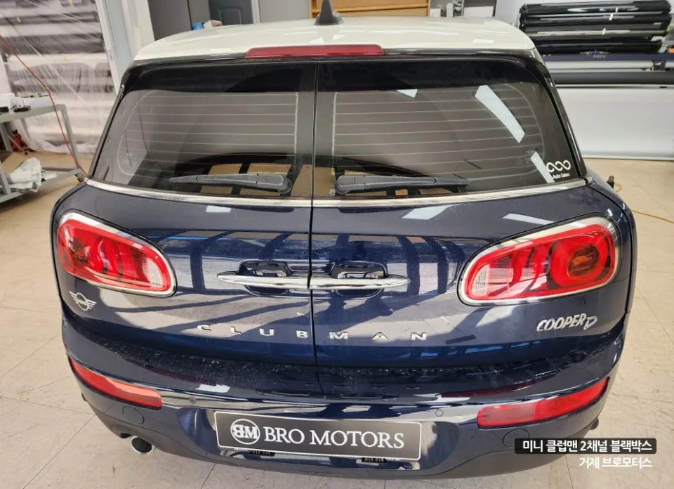 MINI Clubmanのドライブレコーダー取付事例 写真