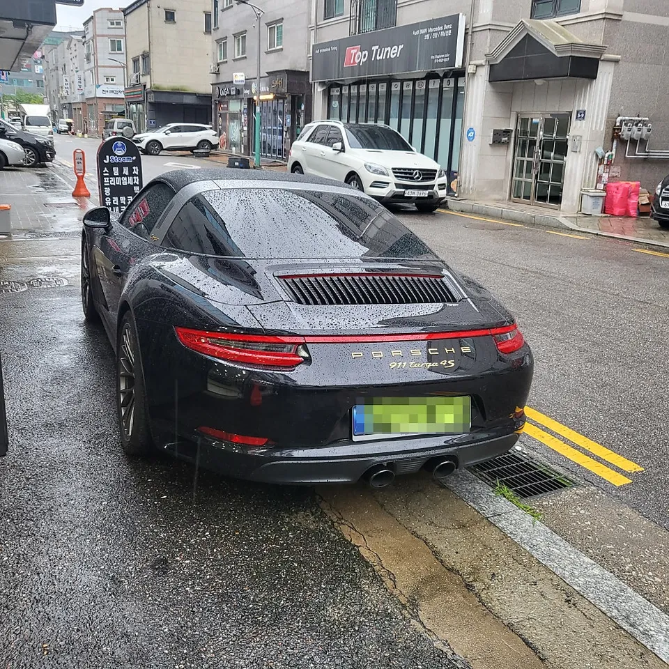 ポルシェ 911 TargaのPPF施工事例｜無光PPFで高級感アップ 施工写真 1-1