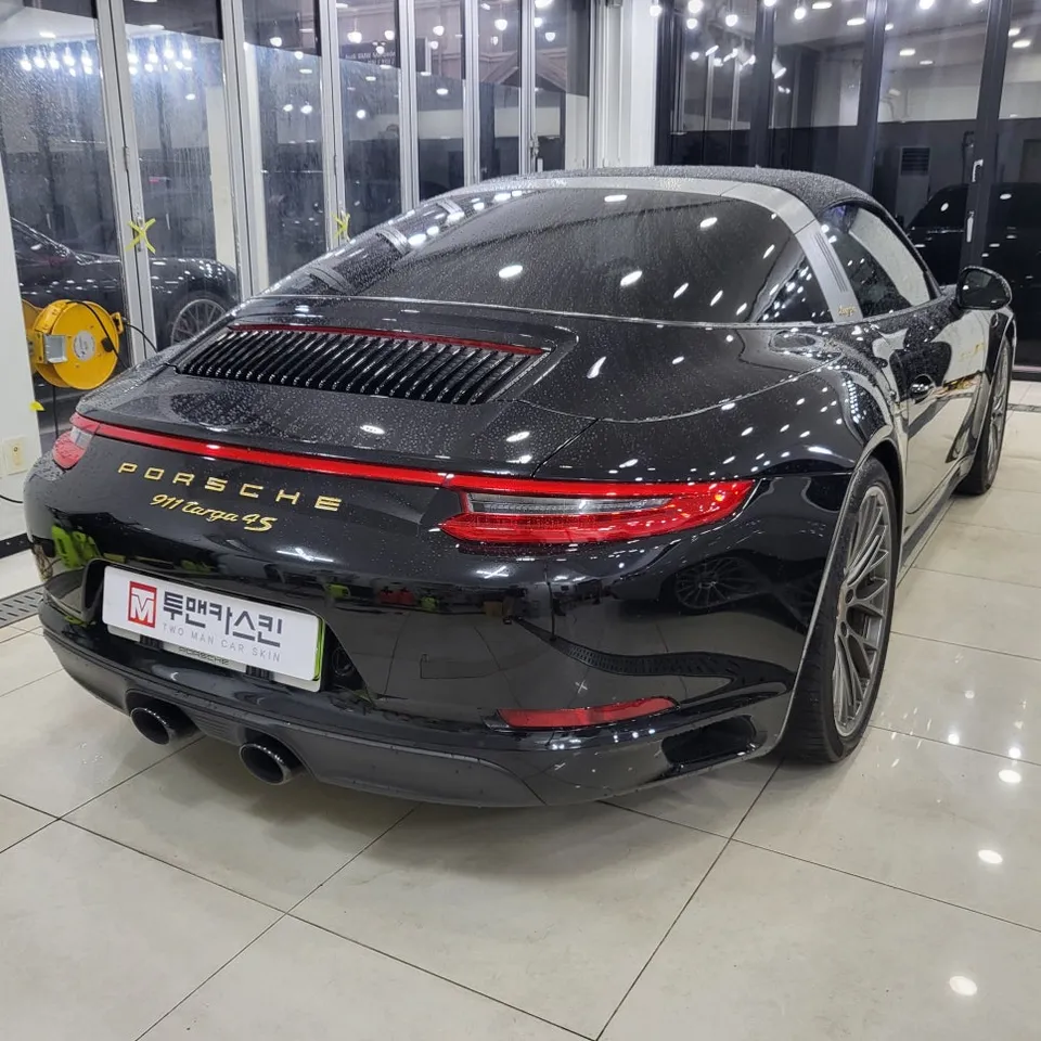 ポルシェ 911 TargaのPPF施工事例｜無光PPFで高級感アップ 施工写真 1-3