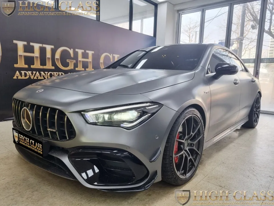 Mercedes-Benz CLA ambient lighting installation result