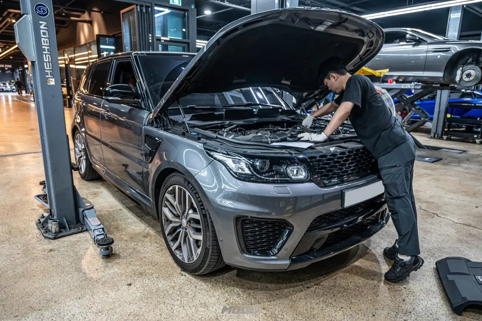 Land Rover Range Rover Sport body repair installation result