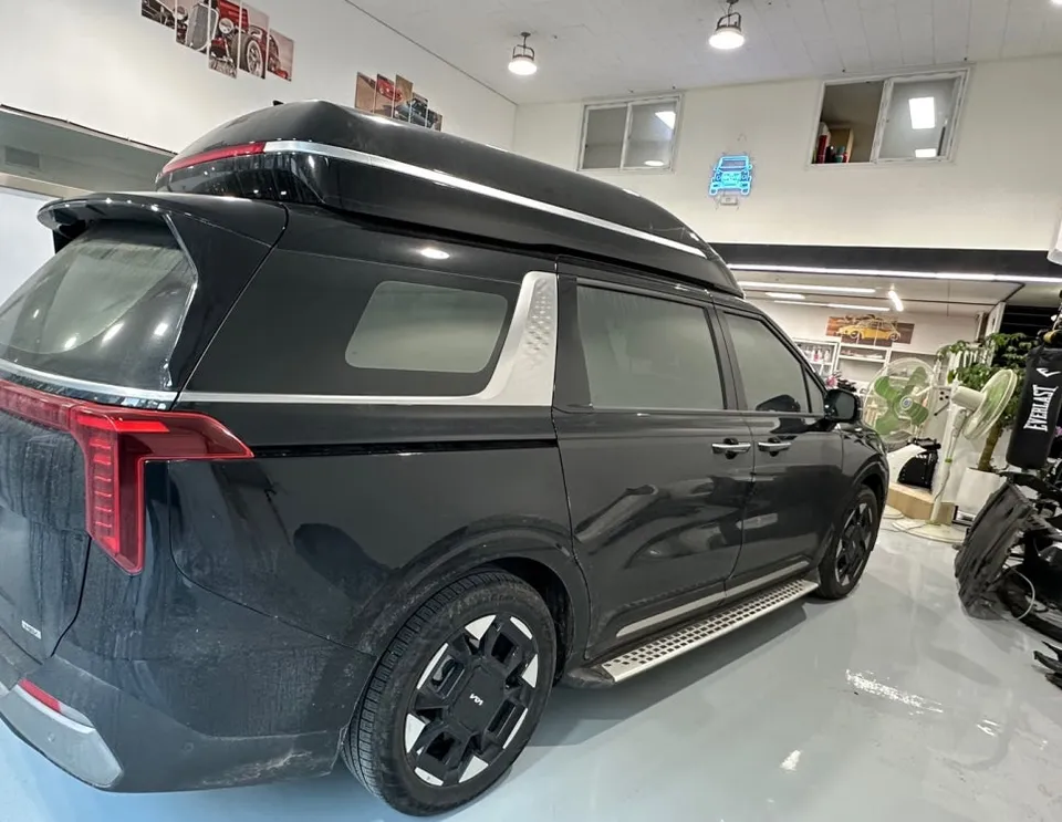 Kia Carnival Hi-Limousineのガラスコーティング事例|韓国での施工 施工写真 3-1