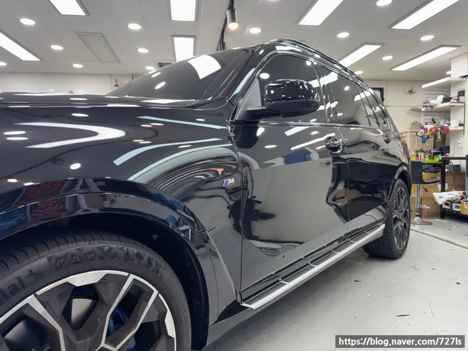 BMW X7のPPF施工事例|費用目安と仕上がり 施工写真 2-3