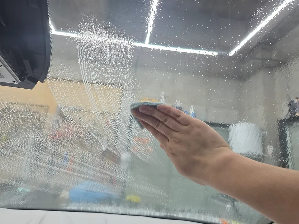 Kia Carnival PPF施工事例|費用目安と仕上がり 施工写真 2-3