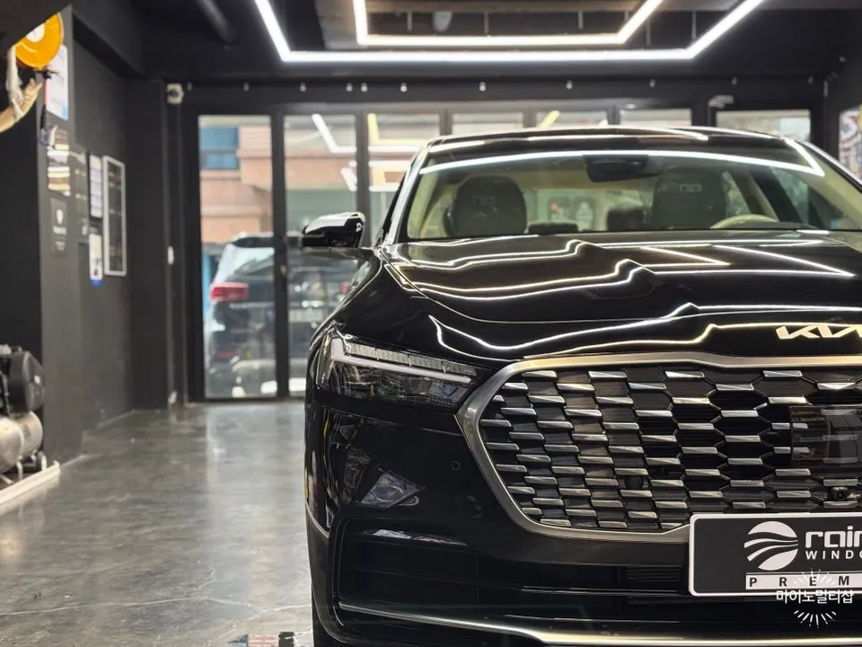 Kia K900 Window Tinting Review - Premium Film & Clarity photo 14