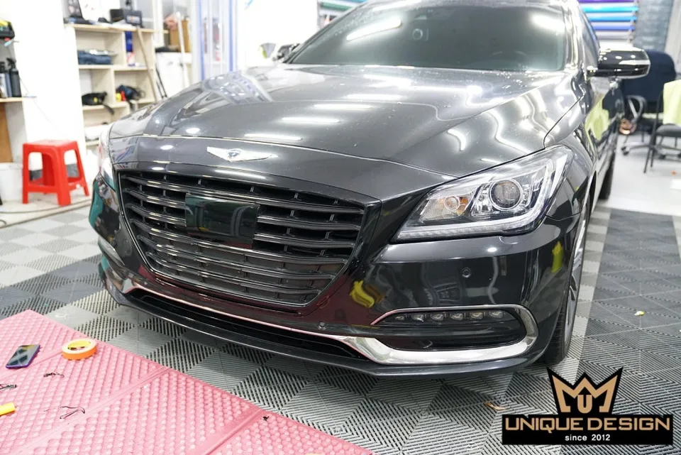 Genesis G80のPPF施工事例|クロームパーツのブラックアウト化 施工写真 1-2