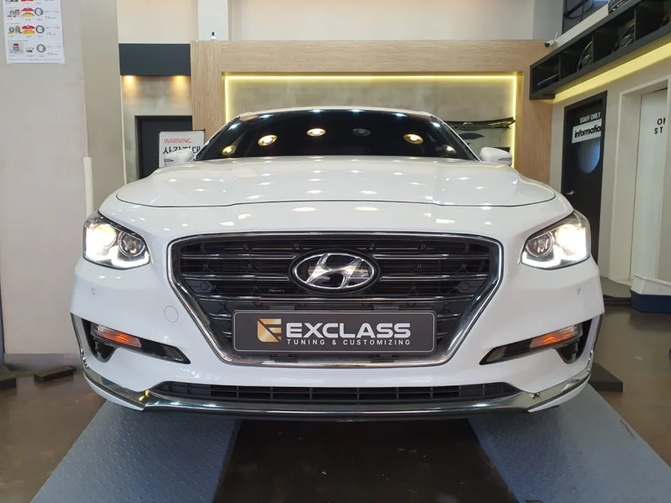 Hyundai Grandeur IG Lighting Upgrade Review — Before & After photo 2