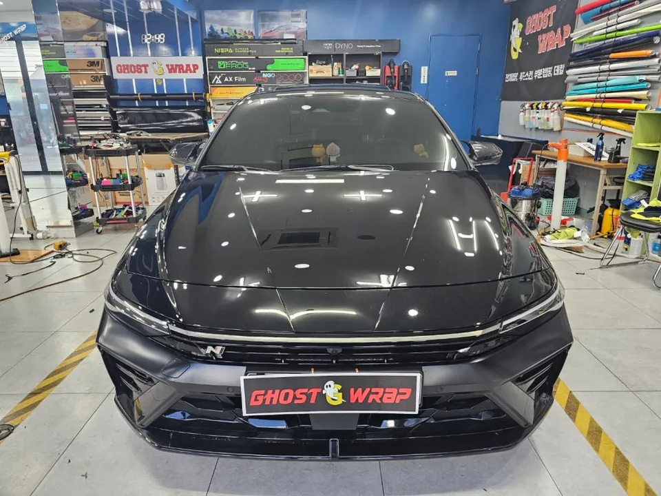 Hyundai Elantra Nのカーラッピング事例|費用目安・仕上がり 施工写真 2-3