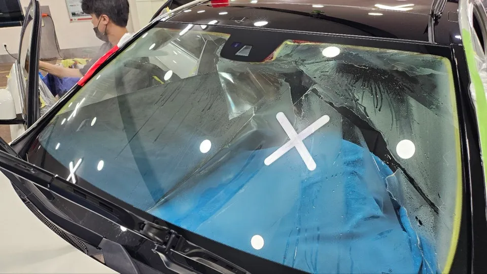 BMW 5 Seriesのカーフィルム施工事例｜費用目安・仕上がり 施工写真 2-2