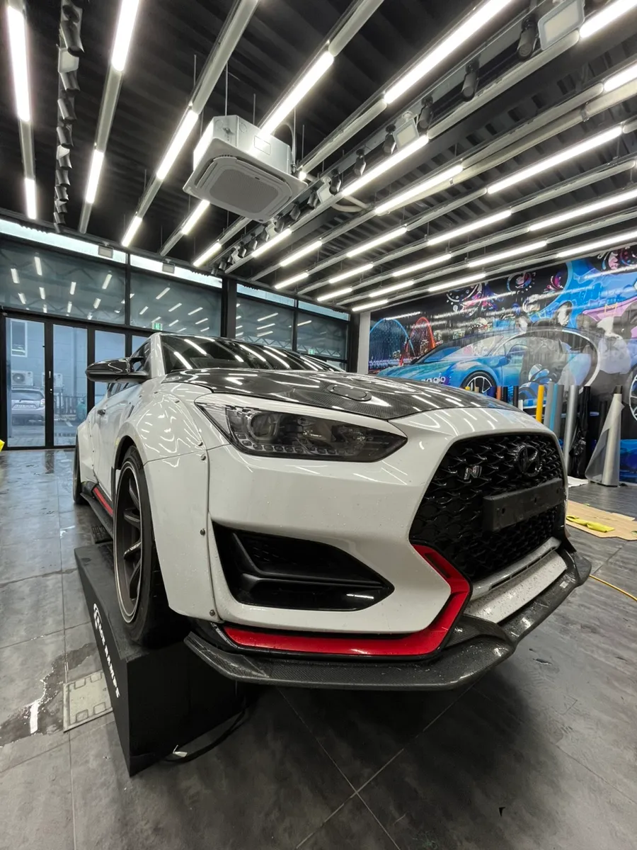 Hyundai Veloster N vinyl wrap installation result