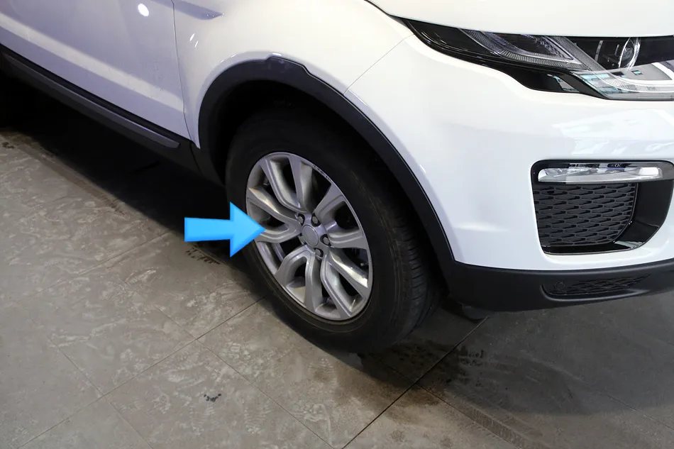 Land Rover Evoqueのカーラッピング事例｜費用目安・仕上がり 施工写真 1-3