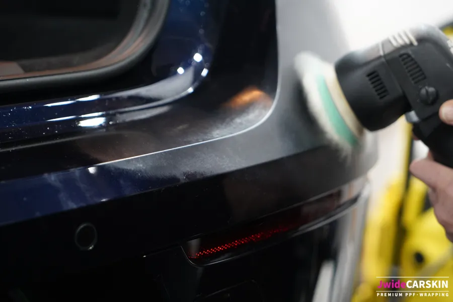 BMW i7 ppf - BMW i7 PPF Review: Scratch Removal & Prevention photo 7