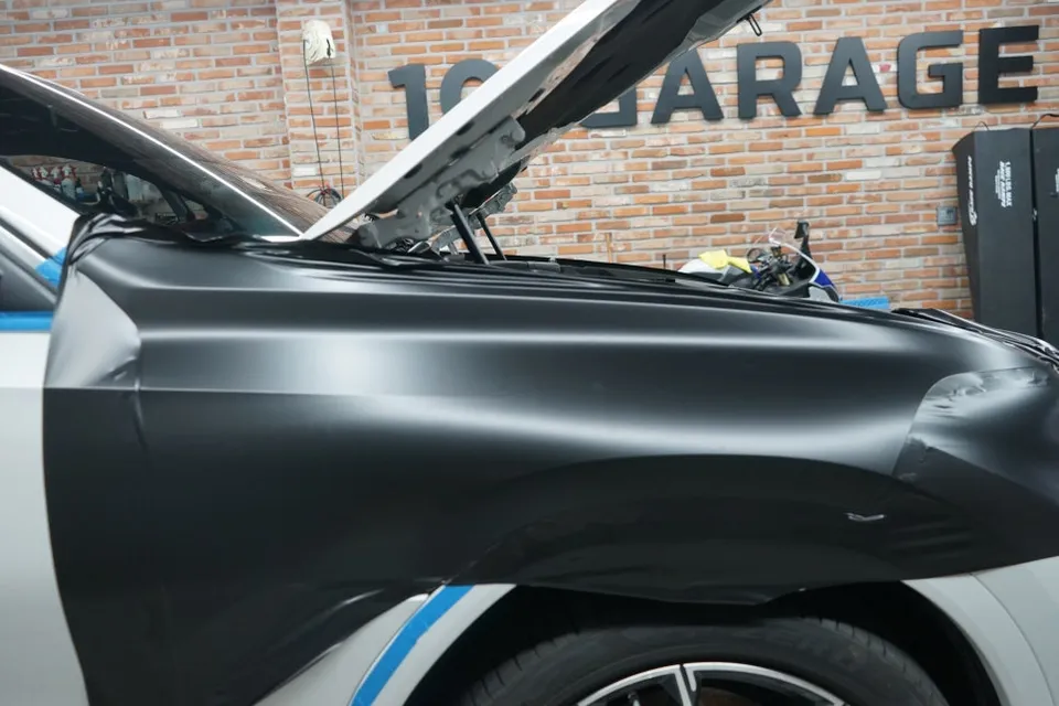BMW X6のPPF施工事例｜サテンブラックで印象激変 施工写真 1-3